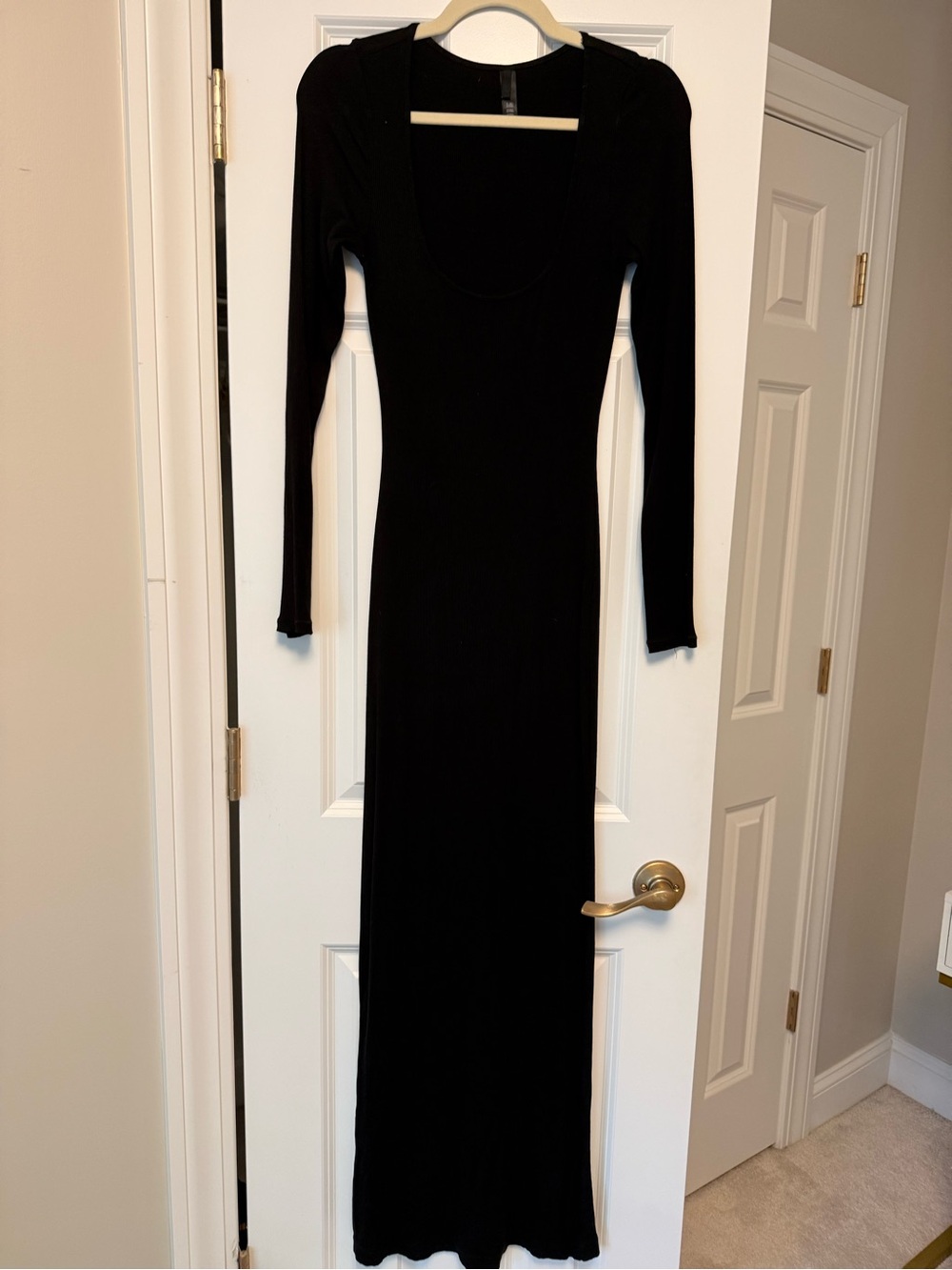 SKIMS Black Long-Sleeve Scoop Neck Maxi Dress